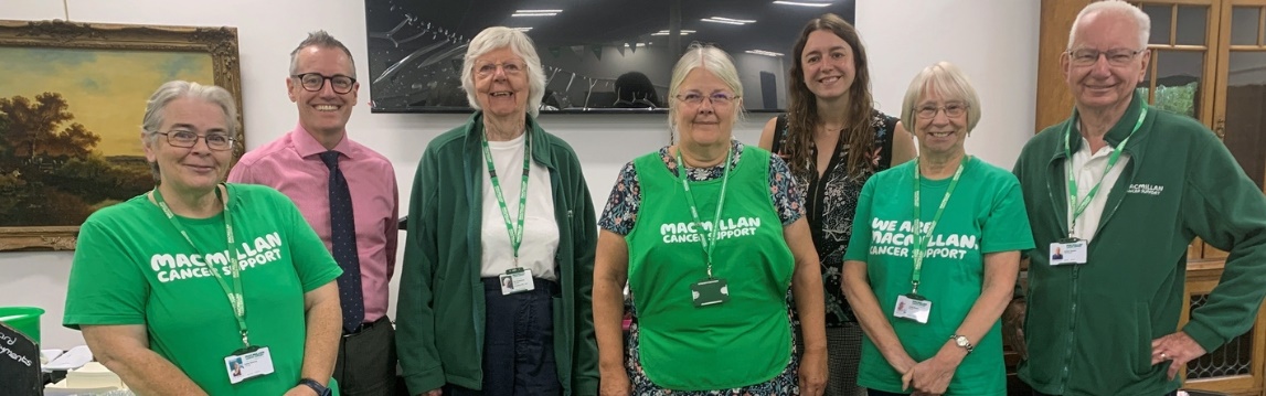 Antiques and coffee morning raises £500 for Macmillan Cancer Support